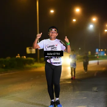 Runner Photo 7725409