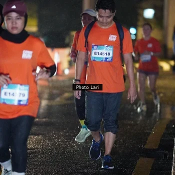 Runner Photo 7725425