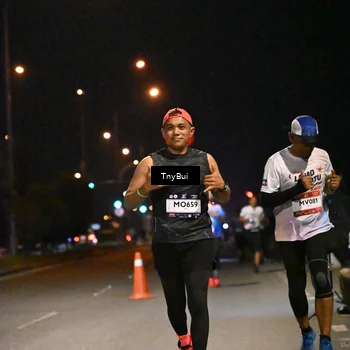 Runner Photo 7725428