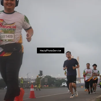 Runner Photo 7725439