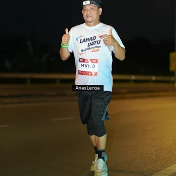 Runner Photo 7725444