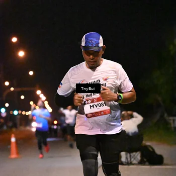 Runner Photo 7725453