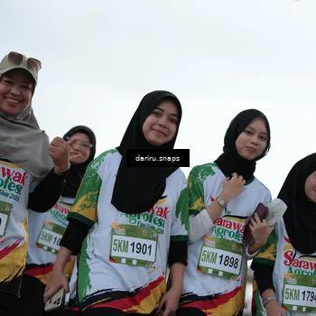 Runner Photo 7725472