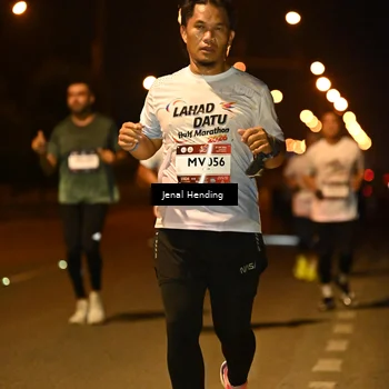 Runner Photo 7725489
