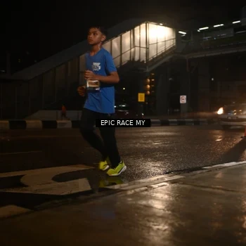 Runner Photo 7725517