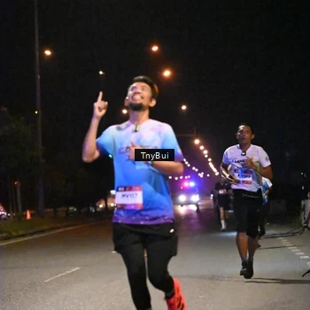 Runner Photo 7725532