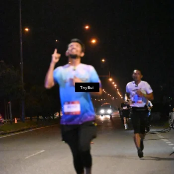 Runner Photo 7725554