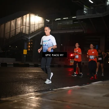 Runner Photo 7725570