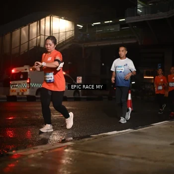 Runner Photo 7725575