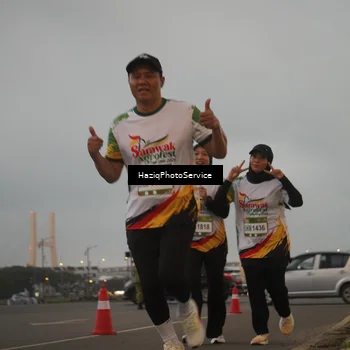 Runner Photo 7725589