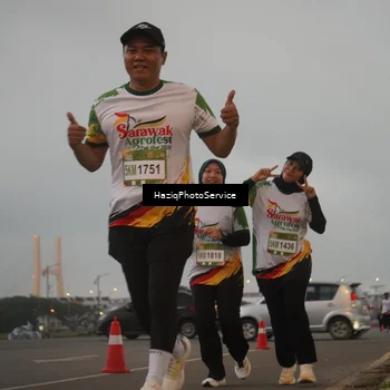 Runner Photo 7725602