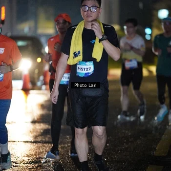 Runner Photo 7725604