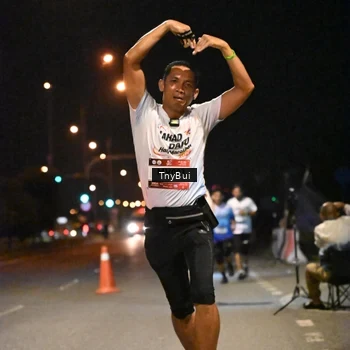 Runner Photo 7725612