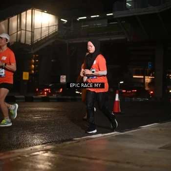 Runner Photo 7725636