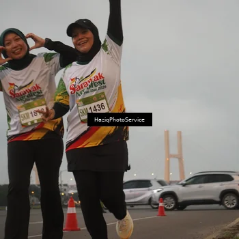 Runner Photo 7725647