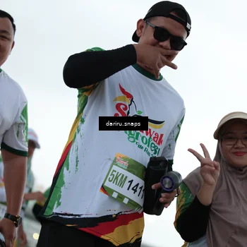 Runner Photo 7725665