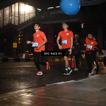 Runner Photo 7725670