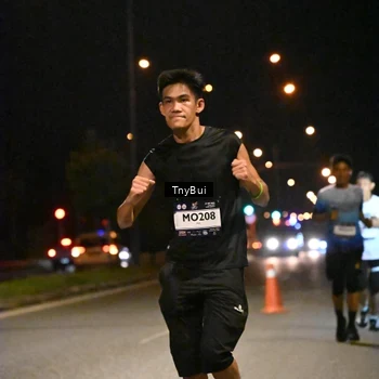 Runner Photo 7725689