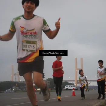 Runner Photo 7725694