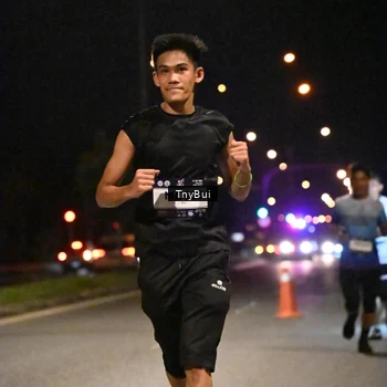 Runner Photo 7725704