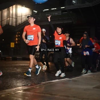 Runner Photo 7725711