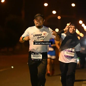 Runner Photo 7725725