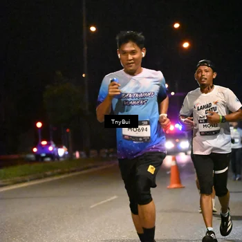 Runner Photo 7725729