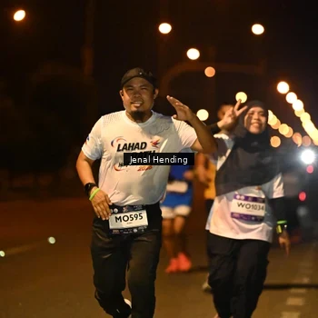 Runner Photo 7725737