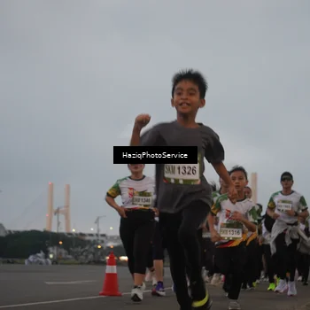Runner Photo 7725759