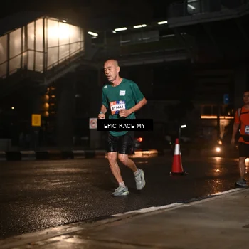 Runner Photo 7725761