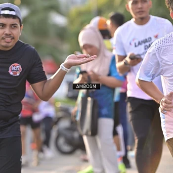 Runner Photo 7725770