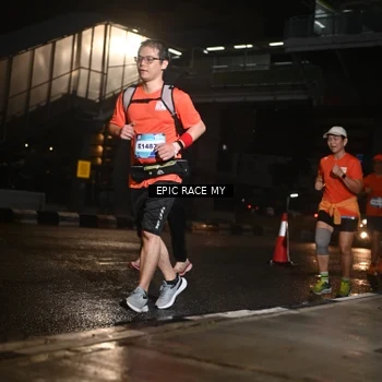 Runner Photo 7725784
