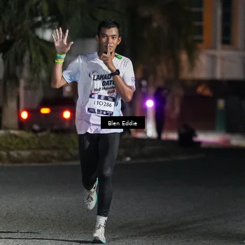 Runner Photo 7725788