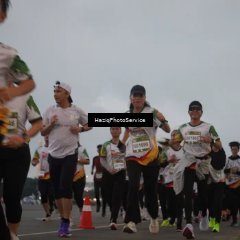 Runner Photo 7725804