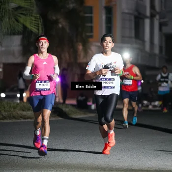 Runner Photo 7725814