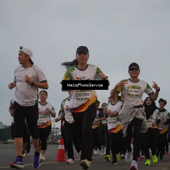 Runner Photo 7725819