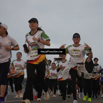 Runner Photo 7725828