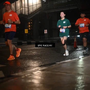 Runner Photo 7725831