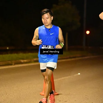 Runner Photo 7725834