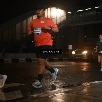 Runner Photo 7725840