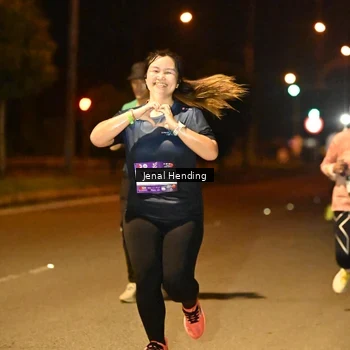 Runner Photo 7725843
