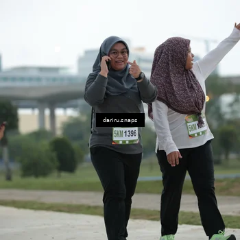 Runner Photo 7725847