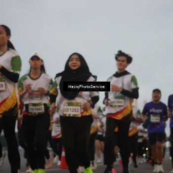 Runner Photo 7725887