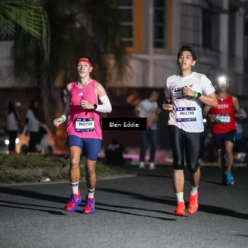 Runner Photo 7725892