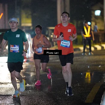 Runner Photo 7725896