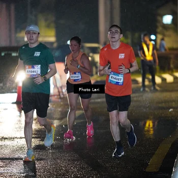 Runner Photo 7725903