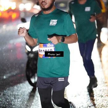 Runner Photo 7725916