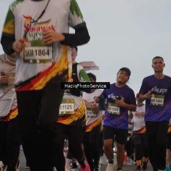 Runner Photo 7725919