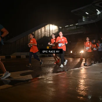 Runner Photo 7725933