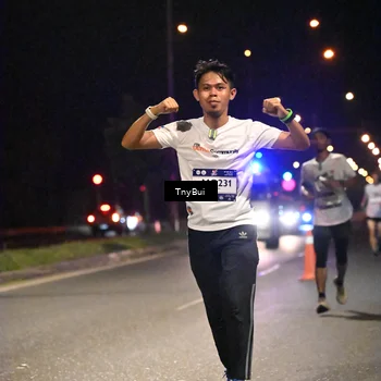 Runner Photo 7725941